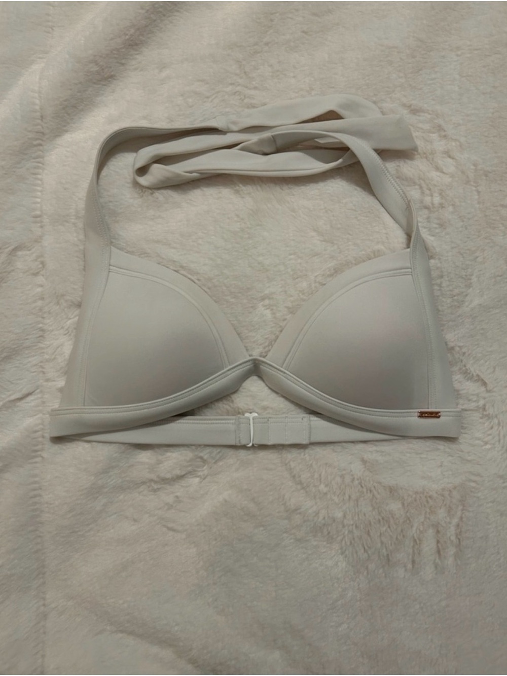 Bikini Clean Out - Picture 3 of 8